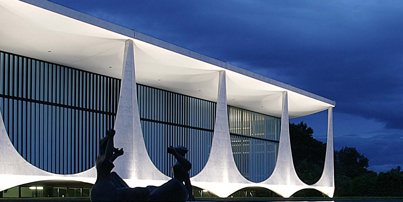 O anteprojeto de governo e o esboço de país