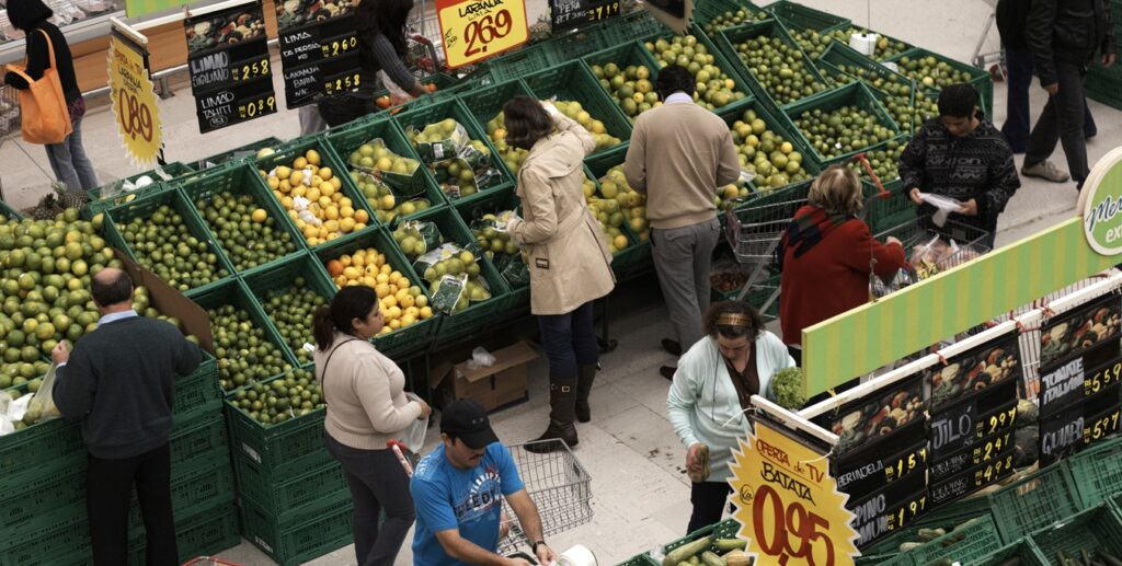 Fim da escala 6×1 pode ter transição para micro e pequenas empresas