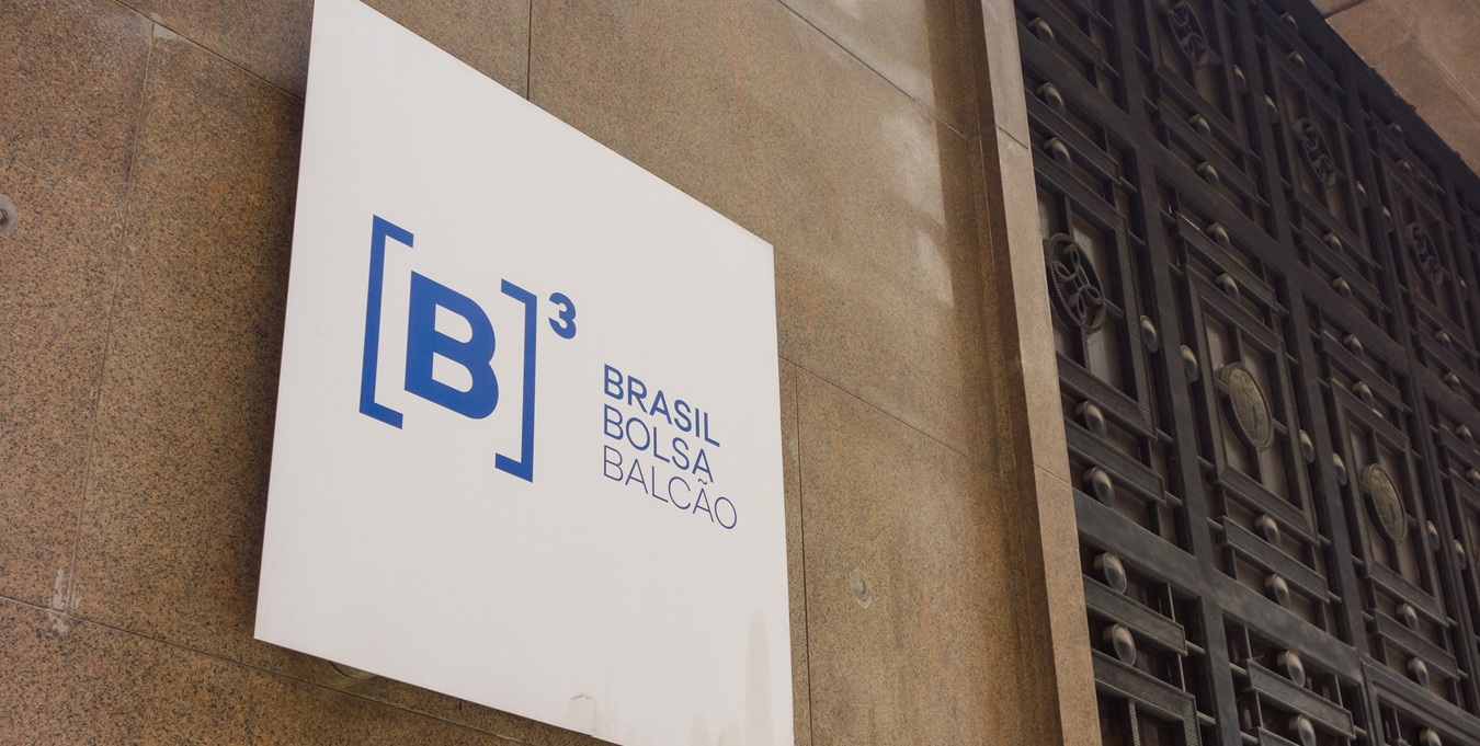 Bolsa bate recorde e aproxima-se dos 186 mil pontos