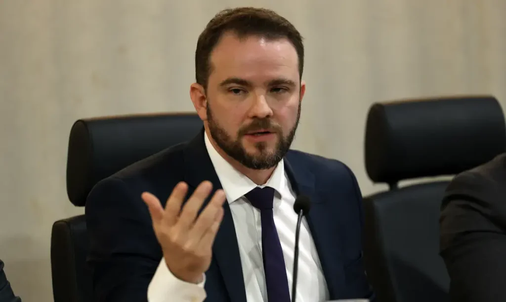 Brasil capta 5 bi de euros em emissão internacional recorde