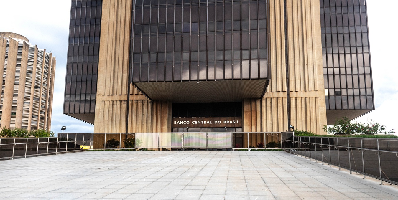 Copom corta Selic para 14,50% ao ano, mas comunicação indica cautela
