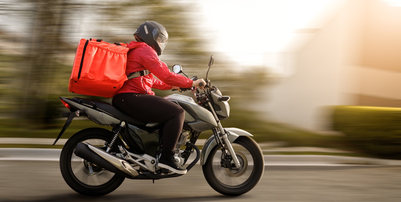 Debate sobre trabalho por aplicativos deve se intensificar nos próximos meses, diz especialista
