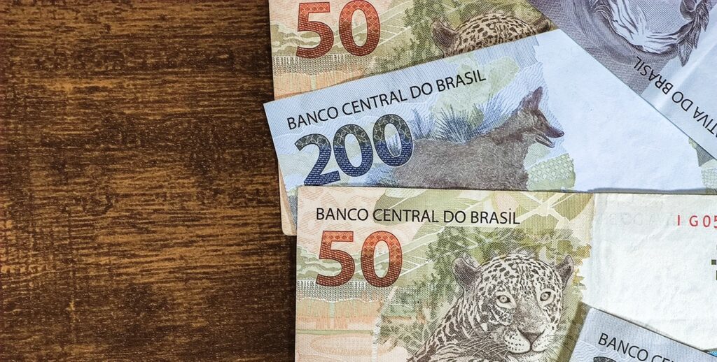 Governo propõe salário mínimo de R$ 1.717 para 2027, alta de 5,92%