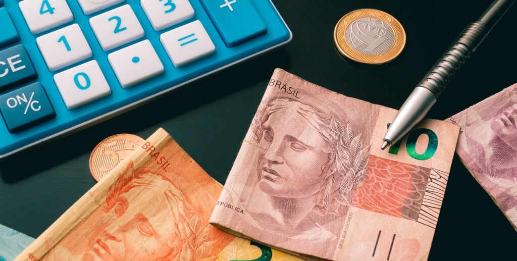 Executivo prepara renegociação de dívidas com restrição a bets e uso do FGTS