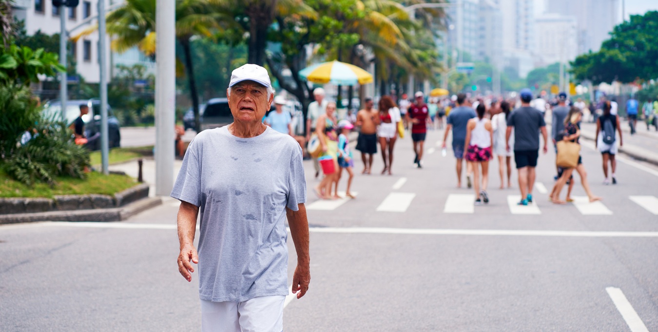 População brasileira envelhece e número de idosos atinge recorde, aponta IBGE