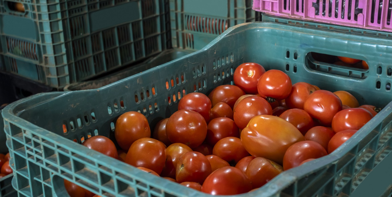 Inflação acelera para 0,88% em março com pressão de combustíveis e alimentos