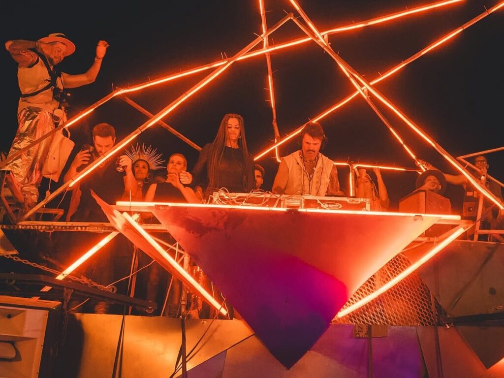 Yumi Project leva música, performance e espiritualidade para o LENDAA 2026